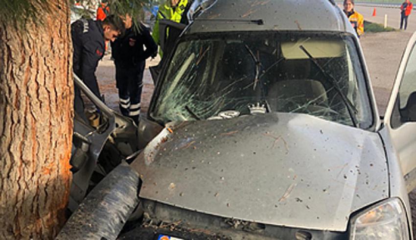 Beypazarı İlçesinde meydana gelen Trafik kazasında, sürücü hayatını kaybetti.